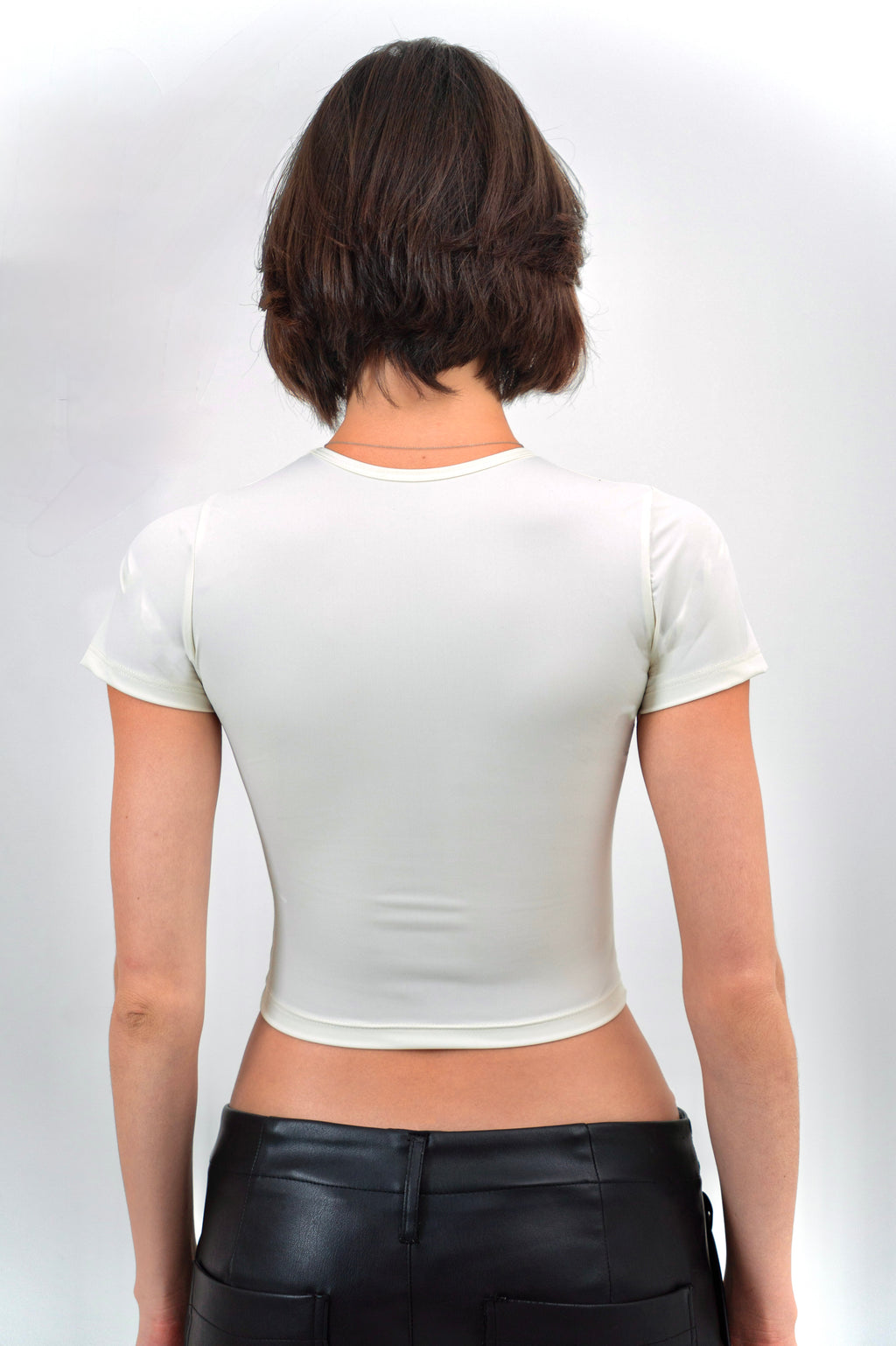 Baby Tee — Basic Collection 001 · Marfil