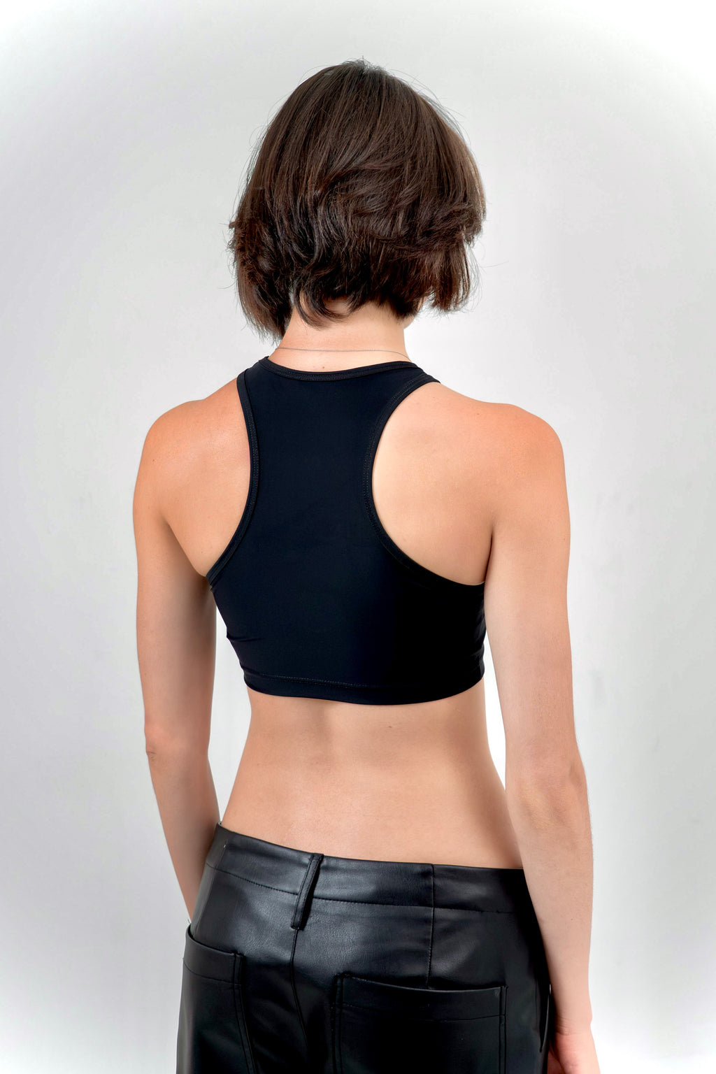 Top NOVA — Basic Collection 001 · Negro
