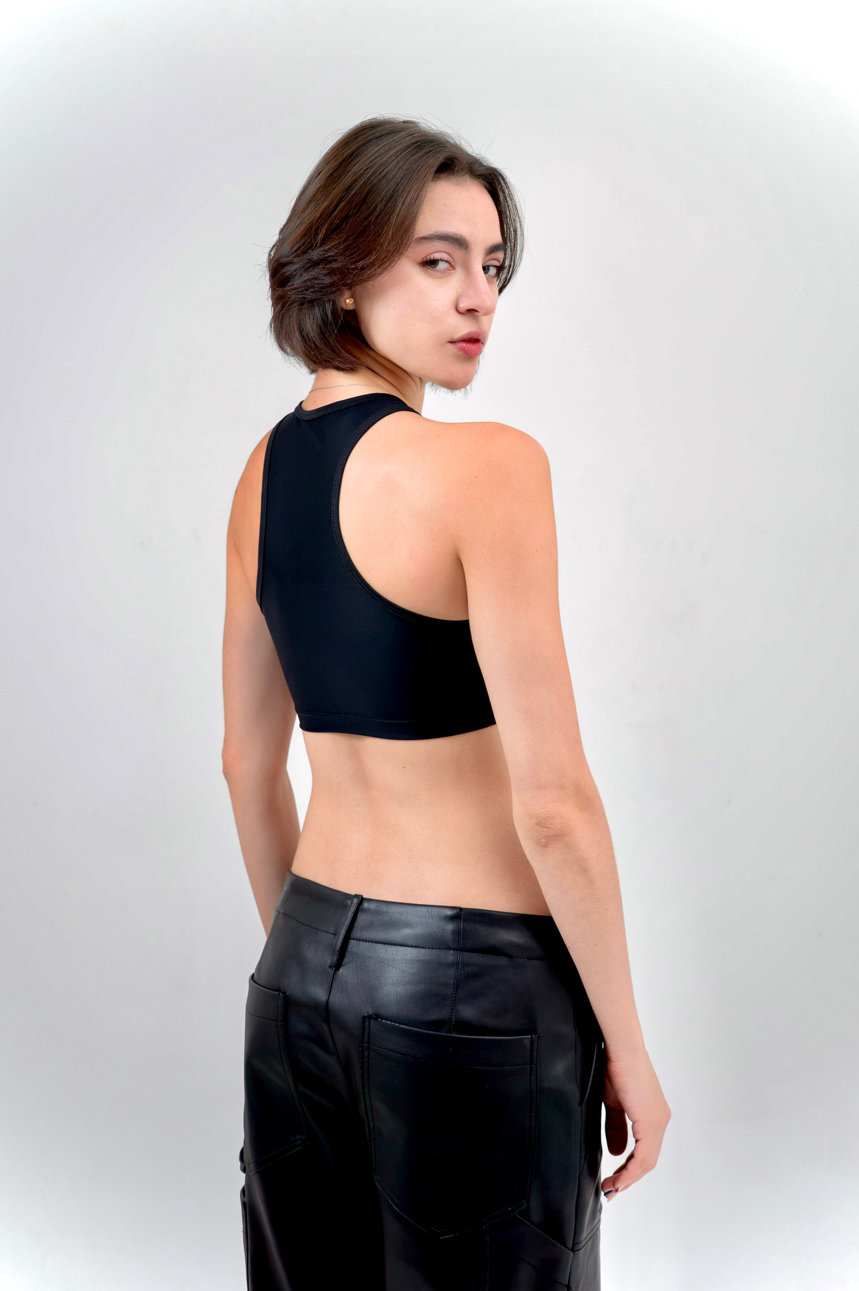 Top NOVA — Basic Collection 001 · Negro