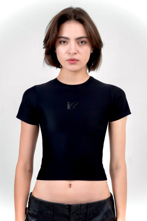 Baby Tee — Basic Collection 001 · Negro