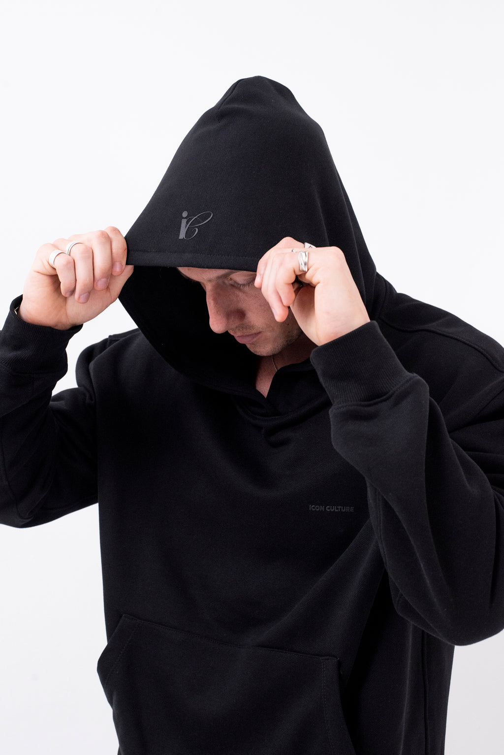 Hoodie Oversized Essentials · Negro
