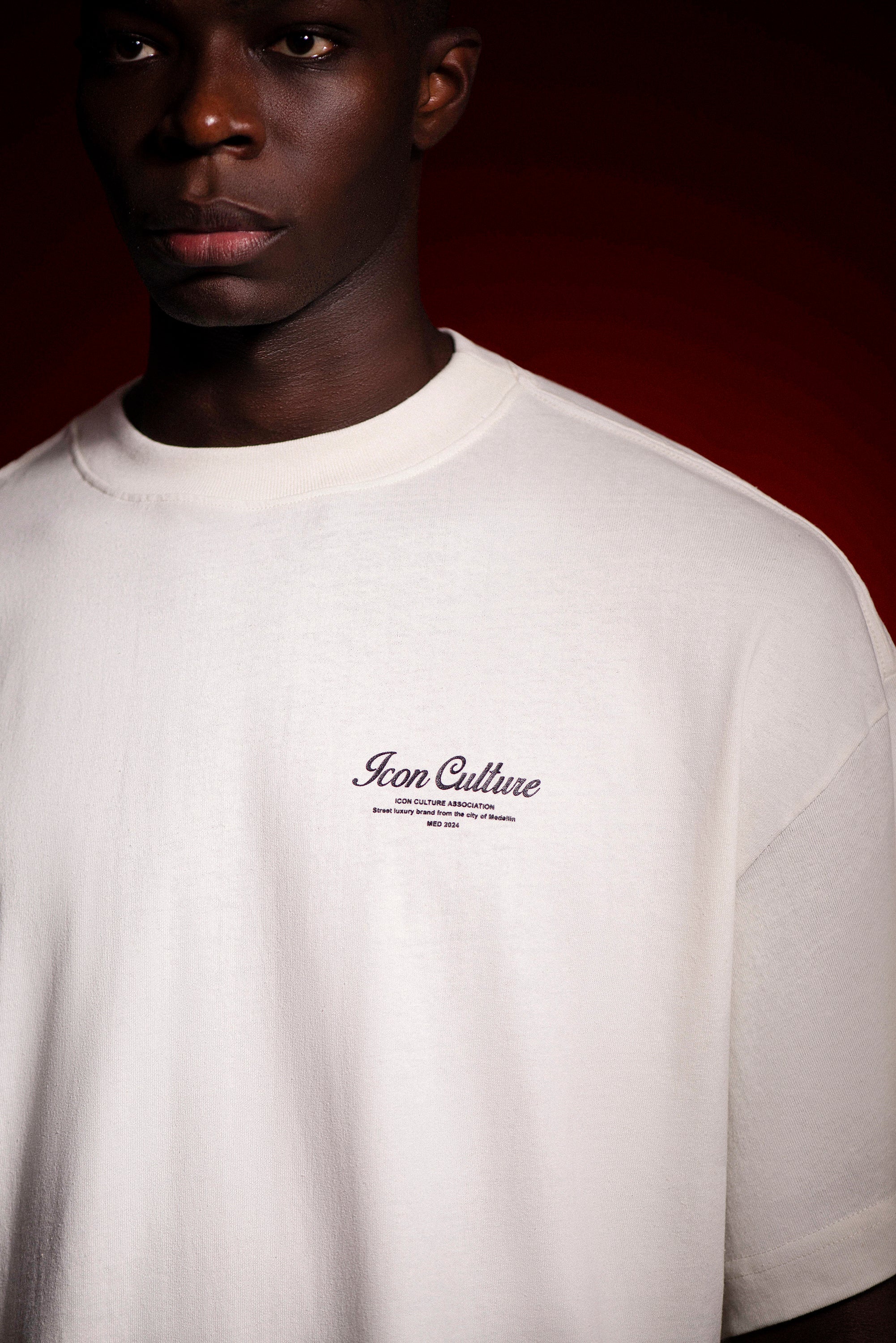 Camiseta Oversized Armagedon - Blanco Hueso