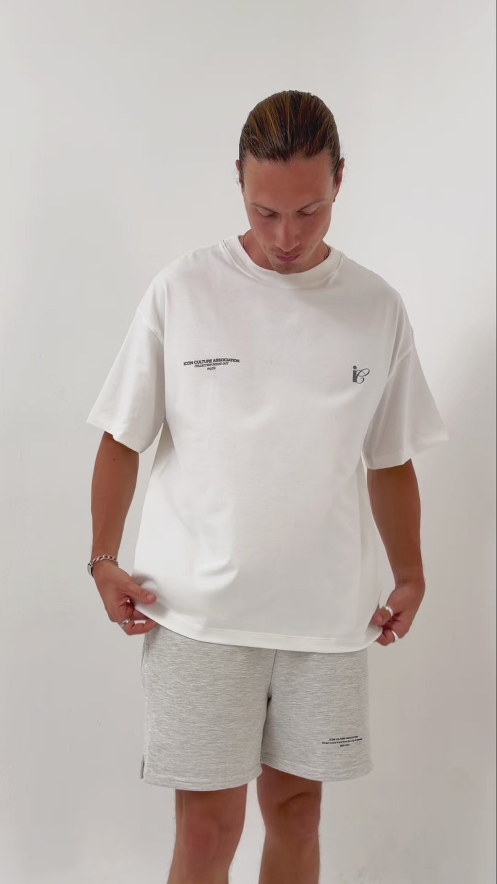 Camiseta Oversized Essentials002 · Blanco Hueso