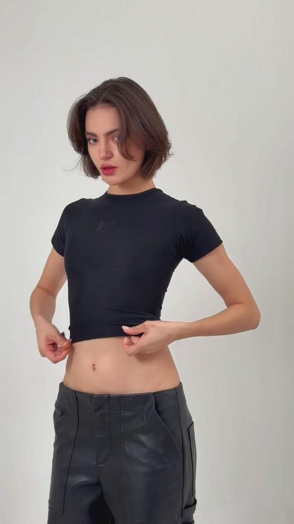 Baby Tee negro